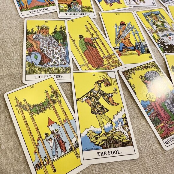 Original size tarot cards deck 3"x 5" 78 Cards Radiant Wise Spirit Tarot Pouch - Picture 8 of 16